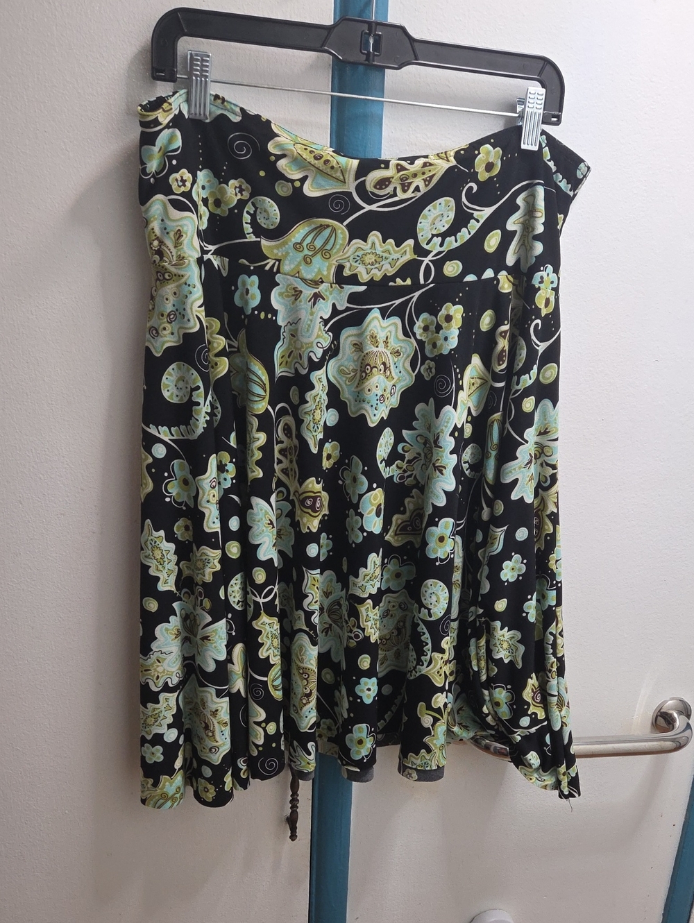 Briggs New York Black Skater Skirt with Mint & Yellow Paisley